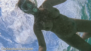 xsiteability.com - Carissa completely nude at the Maui beach thumbnail